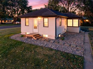 409 Clay St S, Shakopee, MN 55379