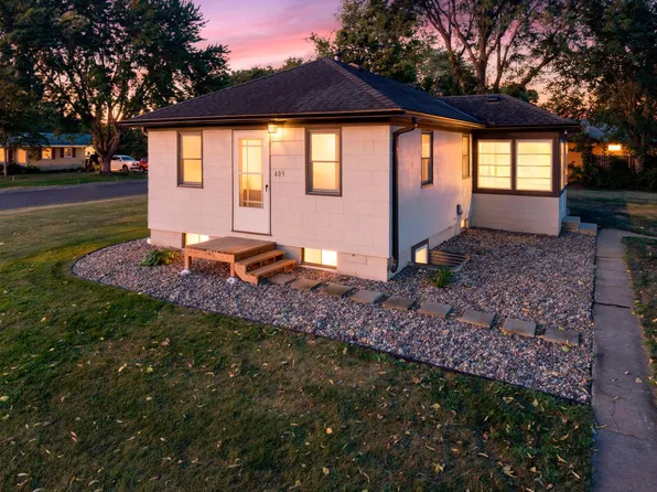 409 Clay St S, Shakopee, MN 55379