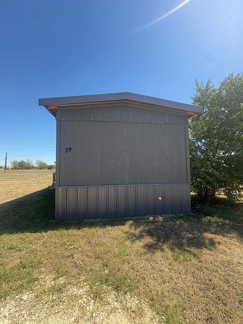 150 Private Road 1610 — Photo 4
