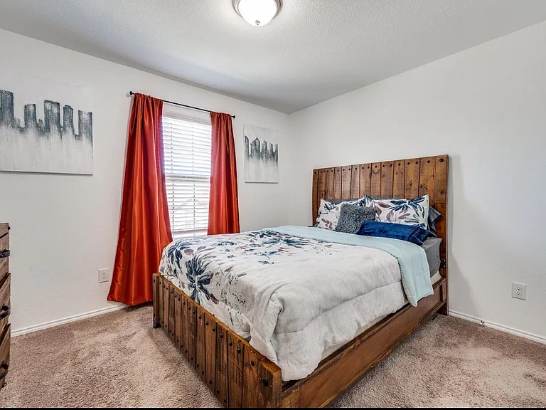 2328 Brightstone Dr — Photo 7