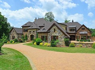 4052 Dover Park Rd, Greensboro, NC 27407