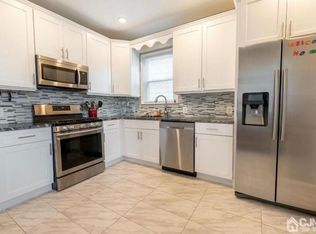 48 Hoy Ave, Fords, NJ 08863