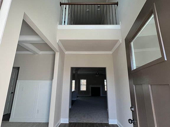 4th image of 535 Brown Dove Ln