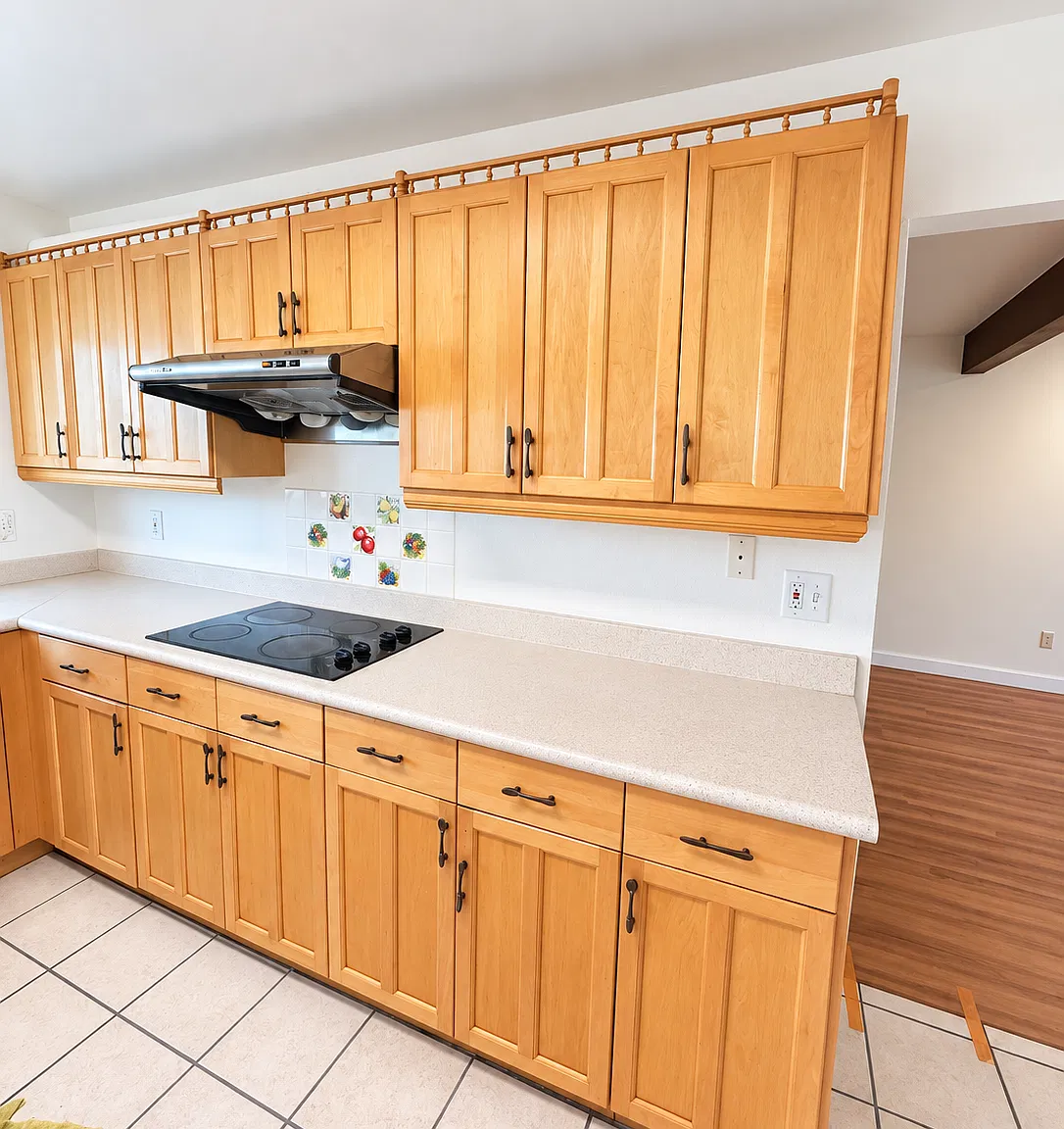 4 bed, 2.5 bath, 2107 sqft, $4,980 — Photo 4