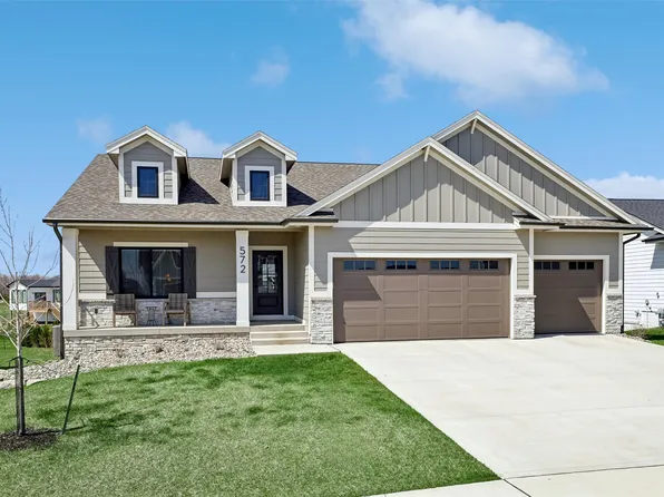 572 Napoli Ave, West Des Moines, IA 50266