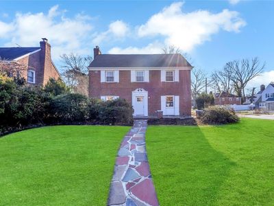 108 Maple Drive, Roosevelt, NY, 11575