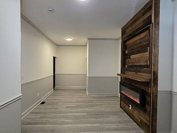 5th image of 3217 W Montgomery Ave #A