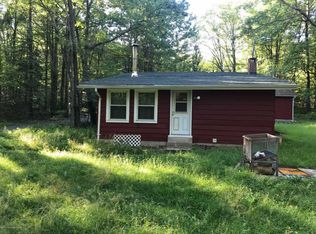 304 James Rd, Effort, PA 18330