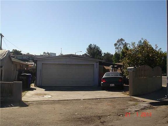 2nd image of 4707 Castana St