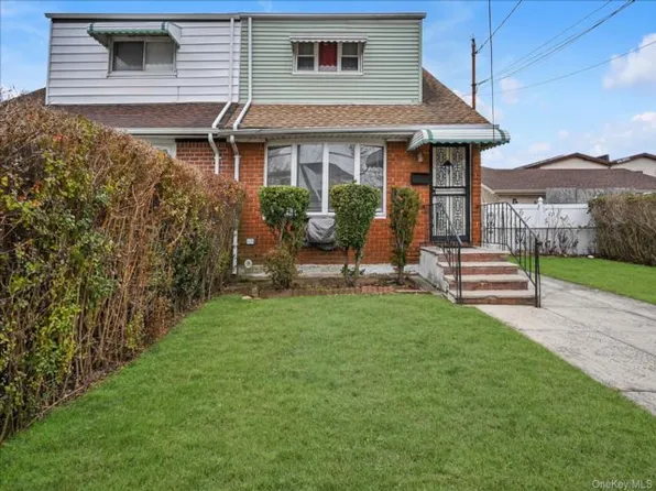 13020 142nd St, Jamaica, NY 11436