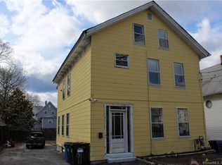 91 Summit St #2, Norwich, CT 06360