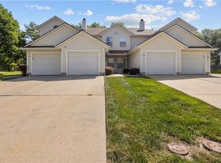 1323 SE Lexington Ave, Lees Summit, MO 64081