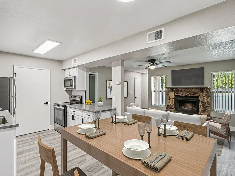 Sunrise in Chandler Apartments — Photo 87