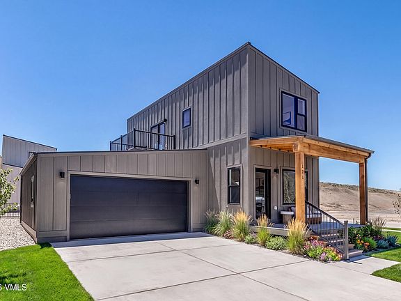 3rd image of 116 Arrowleaf Ave
