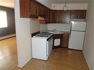 4th image of 9101 S Cottage Grove Ave APT 2D