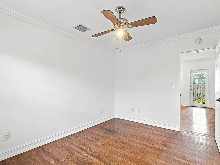 1658 Jackson St #1658 — Photo 30