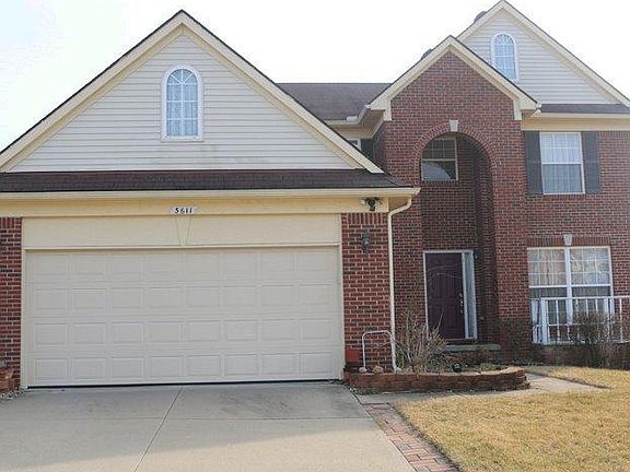 2nd image of 3611 Fieldcrest Ln