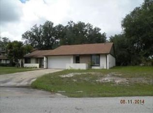 200 Clear Lake Cir, Sanford, FL 32773
