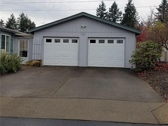 2nd image of 706 Dennis St SE #69
