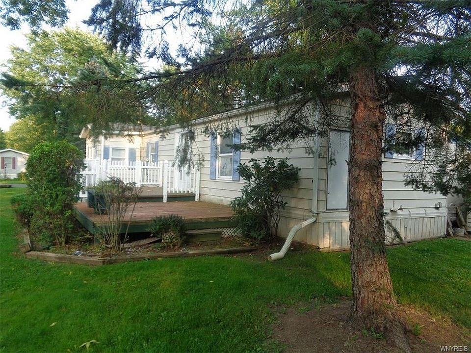 1st image of 440 Oak Orchard Est