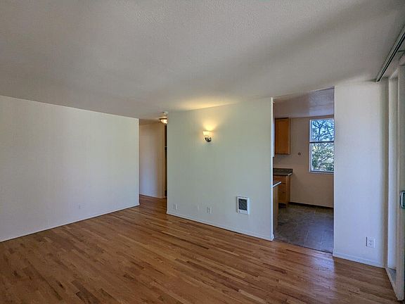 4th image of 1930 Vine St #308