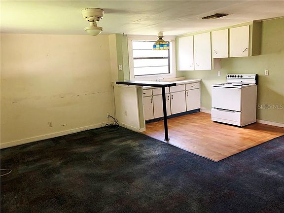 2nd image of 635 Riverview Ave #101