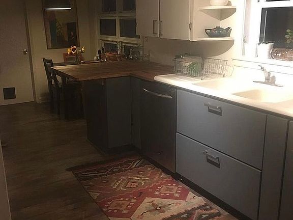 2nd image of 407 Elmwood Place