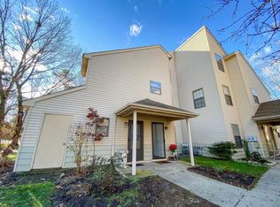 201 Pine Meadows Ct, Jackson, NJ