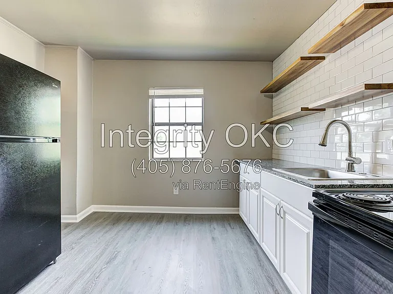 1919 NW 11th St #4D — Photo 18