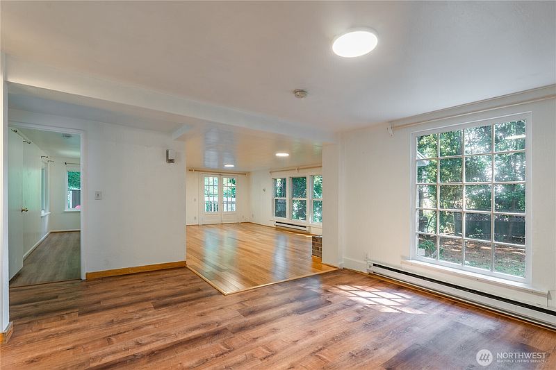2nd image of 4420 S 200th Street