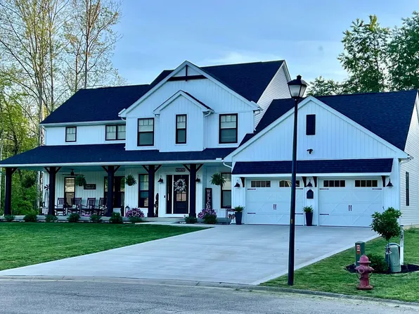 32263 Cedar Ln, Logan, OH 43138