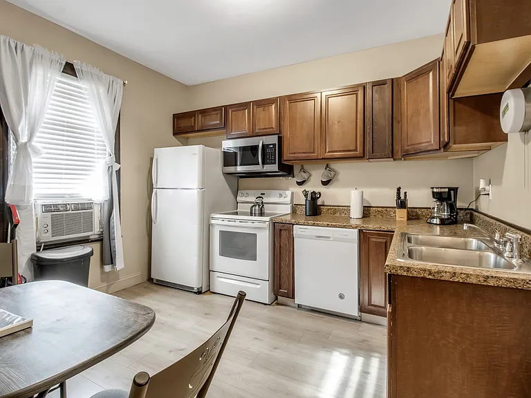 22 B St #24 — Photo 7