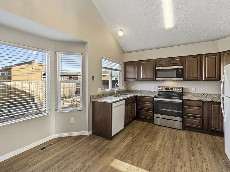 1719 S Canoe Creek Dr — Photo 13