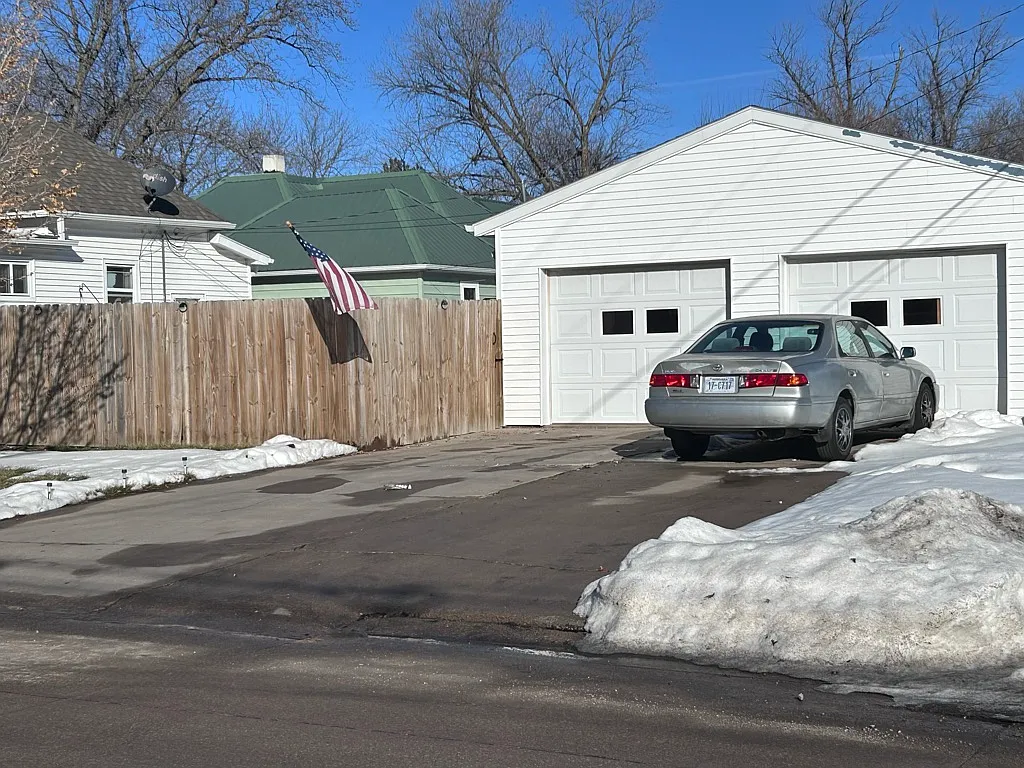2 bed, 804 sqft, $1,450 — Photo 2