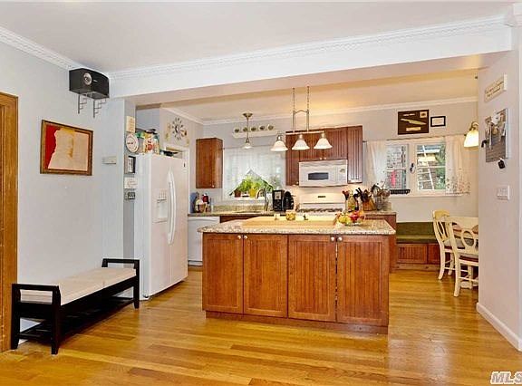 5th image of 8047 235th St