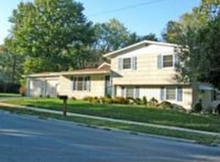 3406 W 8th St, Lawrence, KS 66049