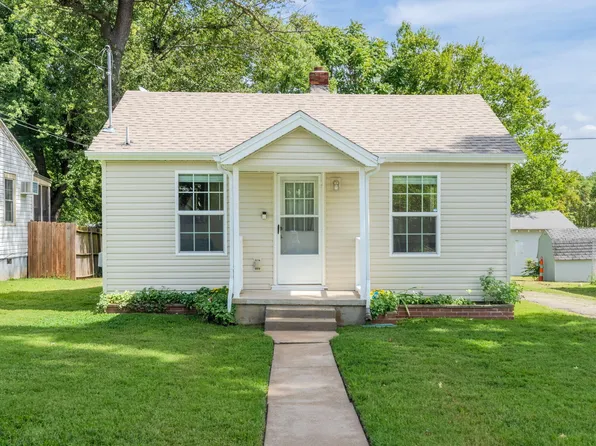 1130 S Broadway Avenue, Springfield, MO 65807