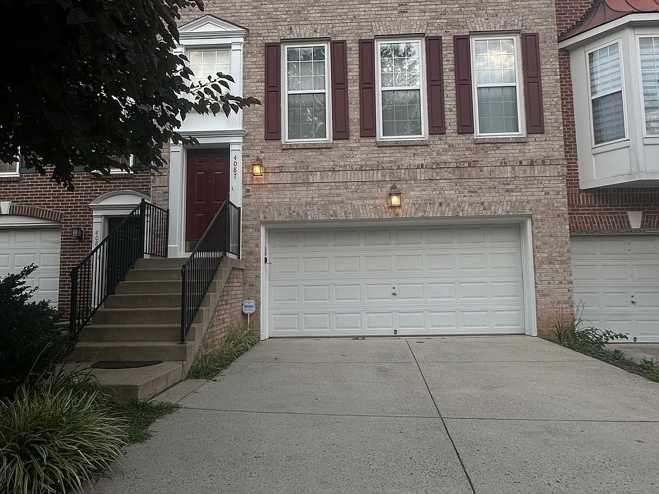 1st image of 4087 Oak Village Lndg