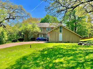 3905 N Tamarack Trl, Crystal Lake, IL 60012
