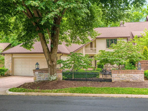 181 Whieldon Ln, Columbus, OH 43085