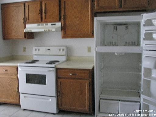2nd image of 1329 W Klondike Dr. #1329