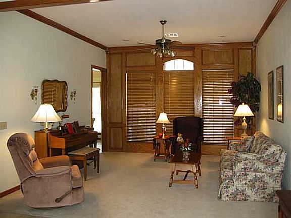 Beautiful Living Room 