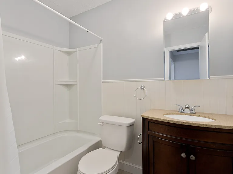511 High St #203B — Photo 9