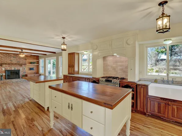 28 Caynor Ct, Newark, DE 19711