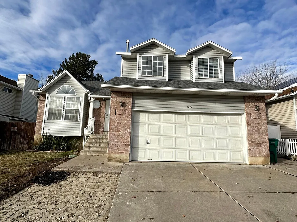 1177 N 150 W