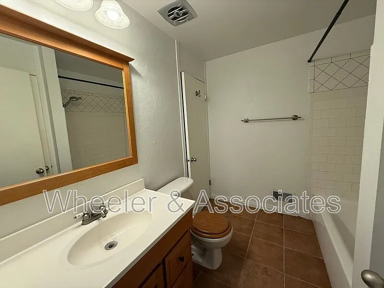 1781 E 5725 S — Photo 9