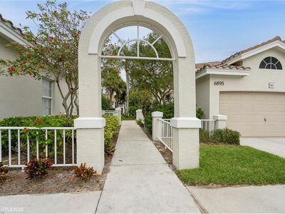6895 Rain Lily RD #101, Naples, FL, 34109