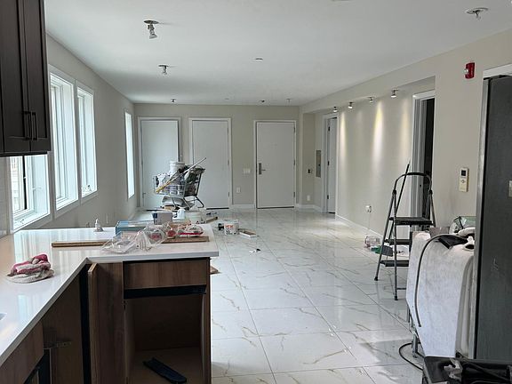 5th image of 524 56th St APT 3