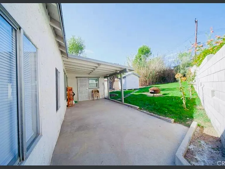 4362 Val Verde Ave — Photo 2