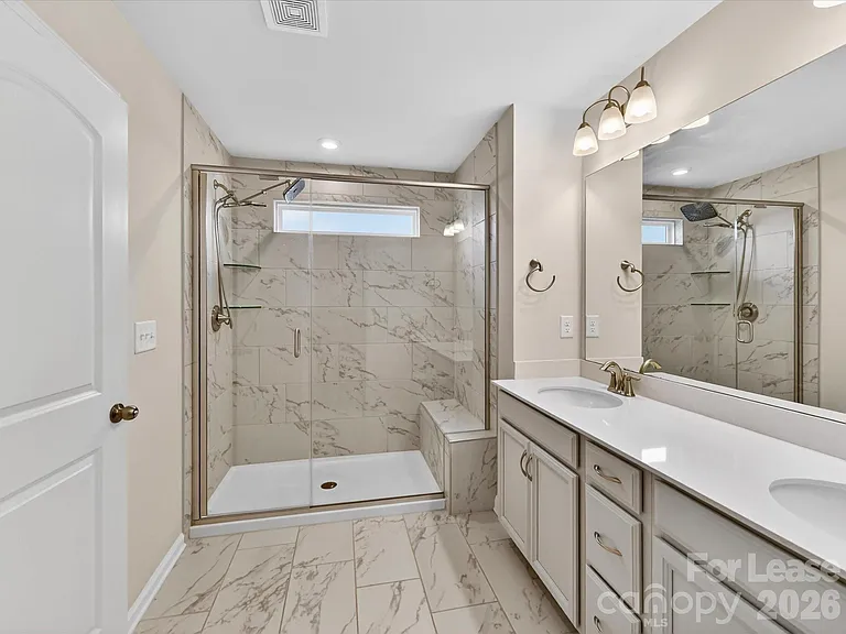 420 Burr St — Photo 24